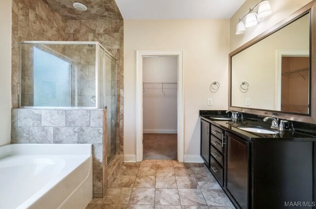 Building Photo - 5876 Blevins Cir