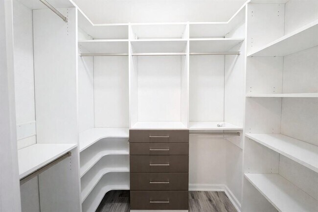 Building Photo - 1201 Grove Blvd