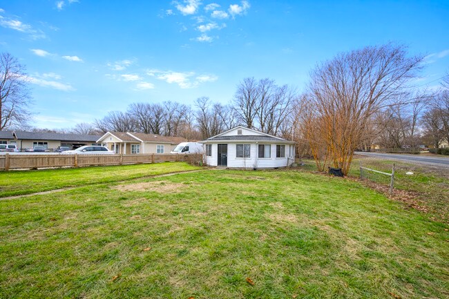 Building Photo - 3002 S Rybolt Ave