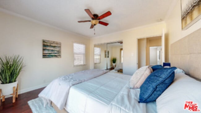 Building Photo - 2059 W 83rd St