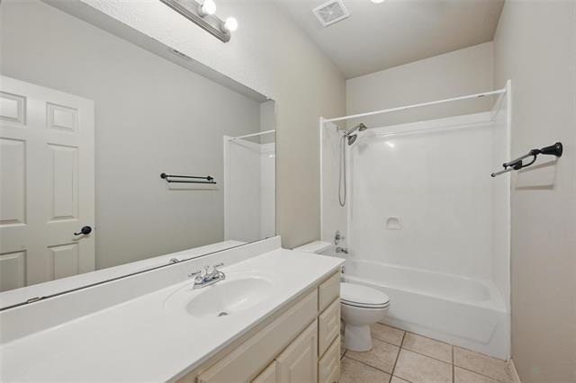 Building Photo - 13236 Lime Ridge Dr