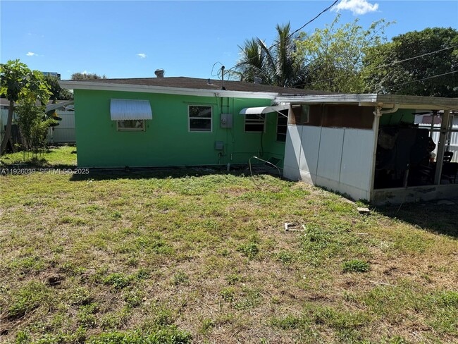 Building Photo - 6239 Grant Ct