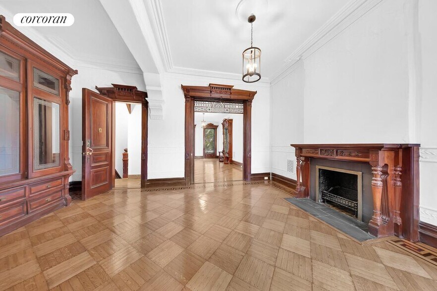 Primary Photo - 209 Jefferson Ave