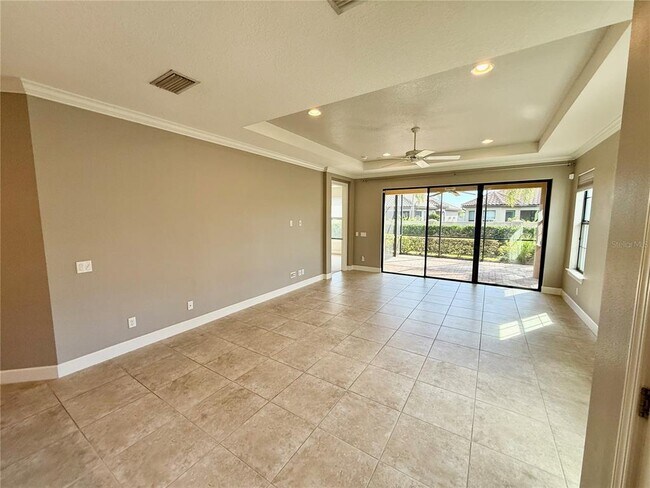 Building Photo - 8724 Bellussi Dr