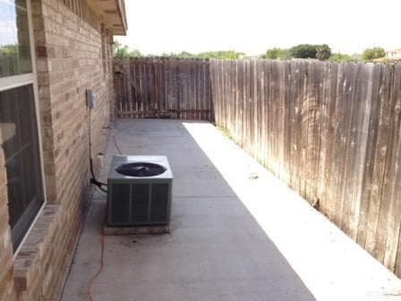 Building Photo - 17 Sal St