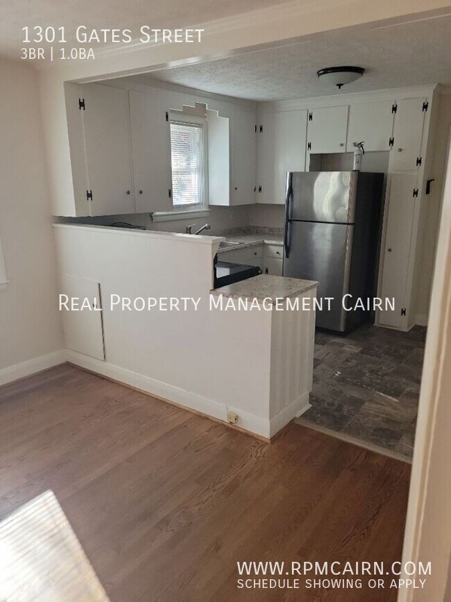 Building Photo - 1301 Gates St