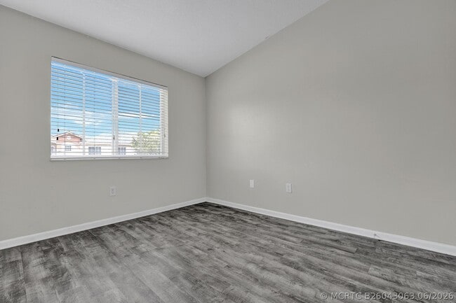 Building Photo - 3790 N Jog Rd