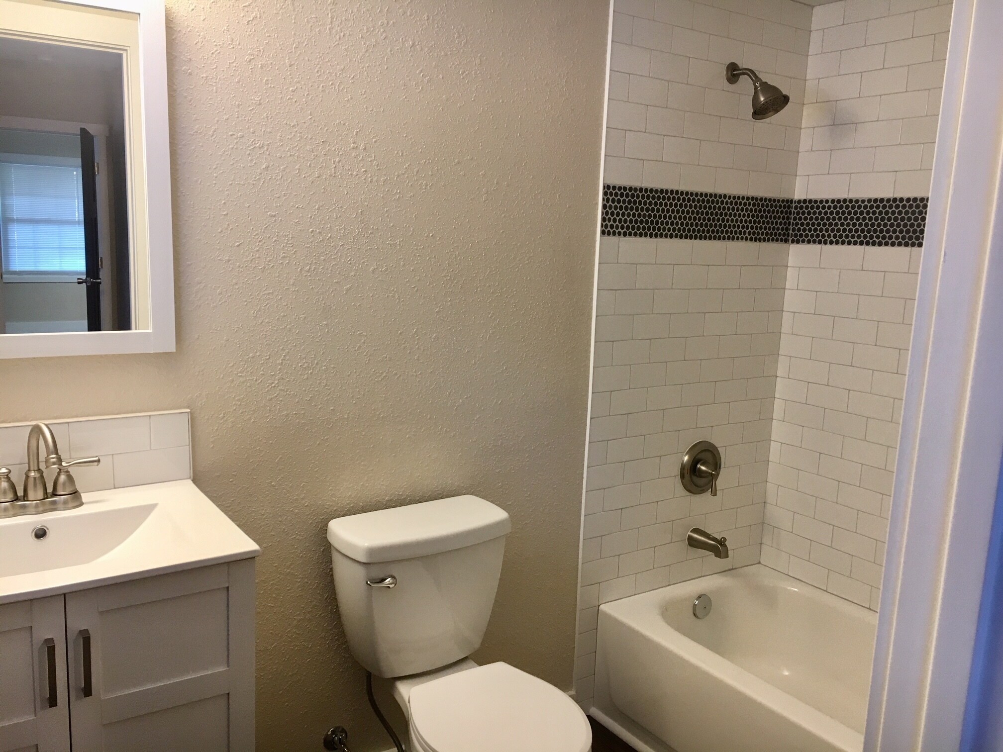 Bathroom 1 - Main Floor off Primary Bedroom - 613 Broadway Ave