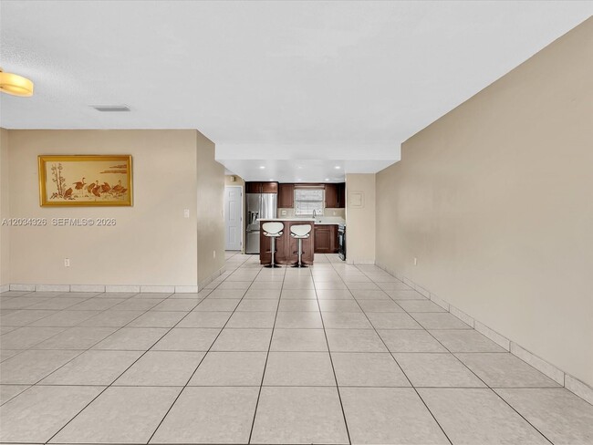 Building Photo - 210 NW 87th Ave