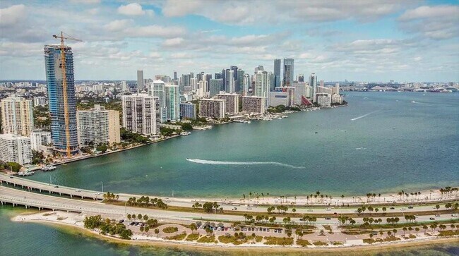 Building Photo - 2451 Brickell Ave