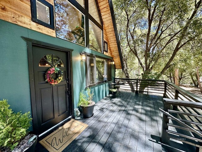 Building Photo - 25245 Rosaline Rd