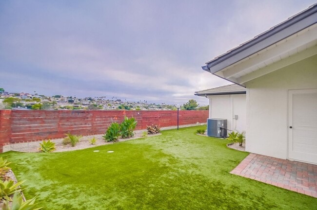 Building Photo - Beautiful house in heart of Point Loma