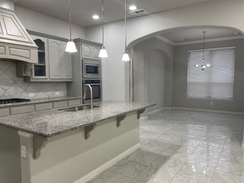 Building Photo - 6809 Helena Way