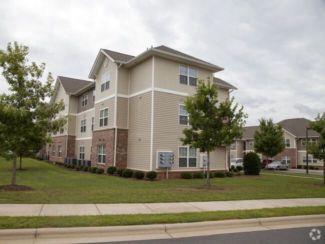 Building Photo - Greylin Ridge Apartments