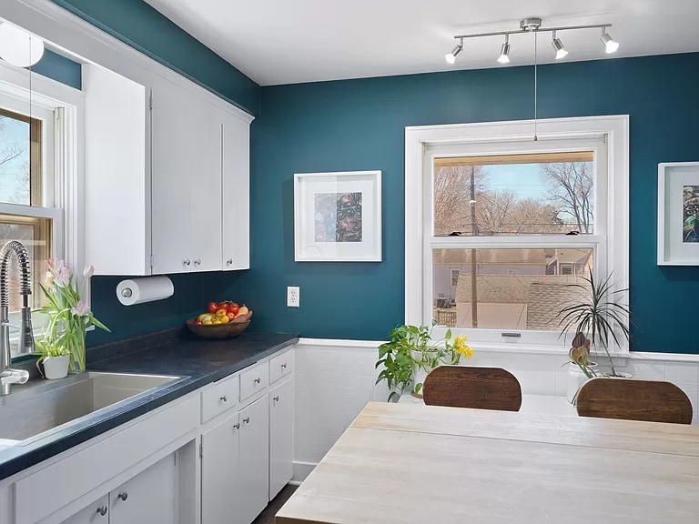 Building Photo - 5536 S 28th Ave