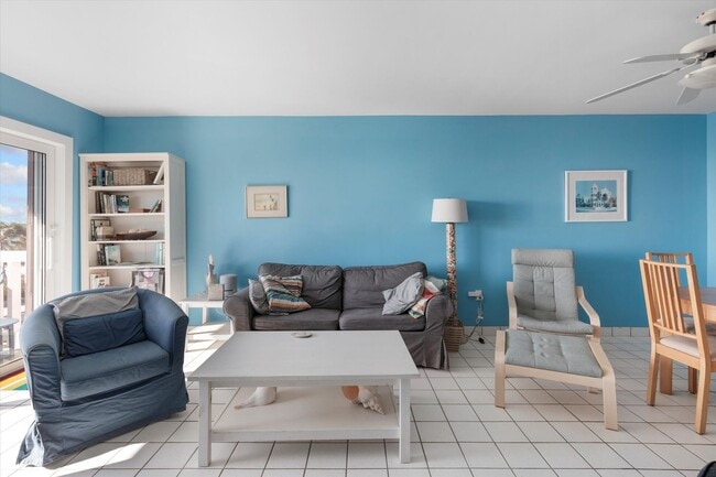 Building Photo - Wake Up to Ocean Views – Fully Furnished 2BR/1BA Condo Available for 1-Year Lease!