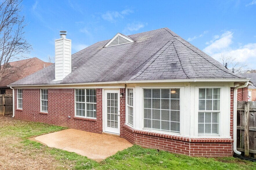 Building Photo - 1015 Jessica Lauren Dr