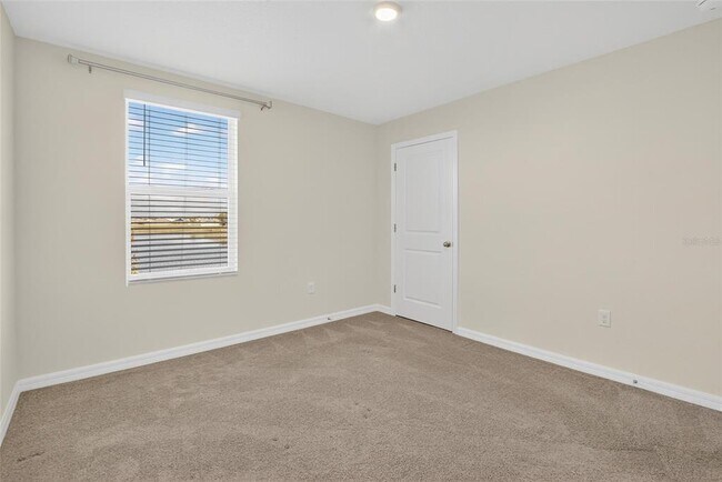 Building Photo - 3288 Silver Date Dr