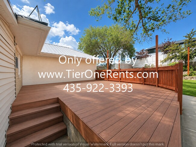 Building Photo - This property offers a NO DEPOSIT option available for qualified renters!