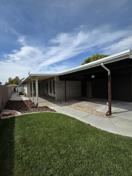 Building Photo - 3815 Orchard Ave