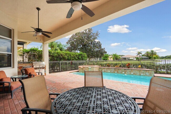 Building Photo - 9885 SW Torriente Ln