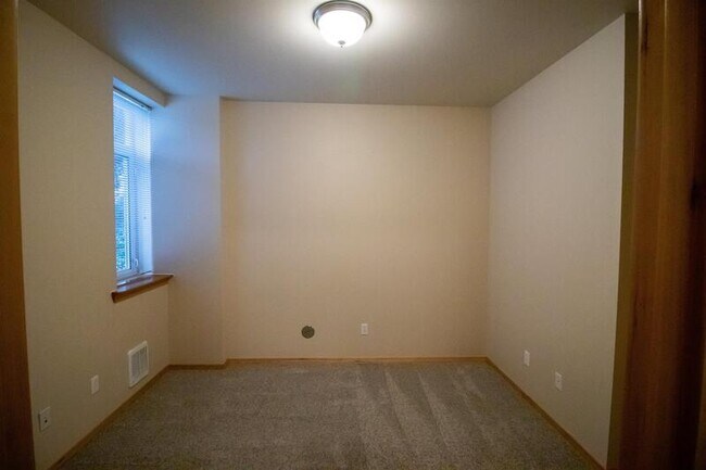 Building Photo - 4625 Celia Way