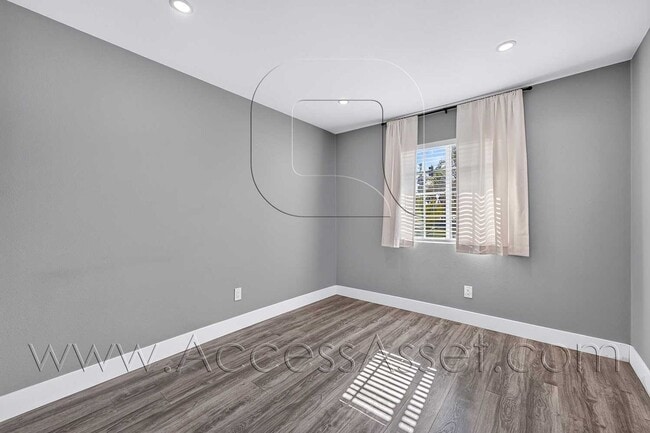 Building Photo - 1509 Goodwin Dr