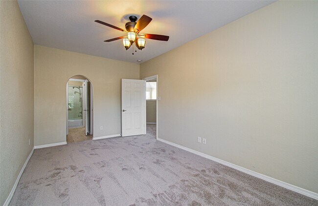 Building Photo - 3730 Arundel Gardens Ln