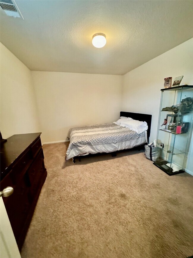 Building Photo - 2307 Cloudy Bay Dr