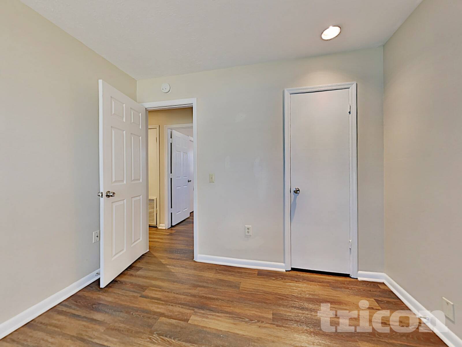 Building Photo - 1201 Windsor Cir