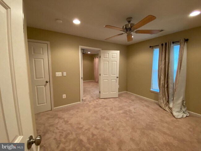 Building Photo - 18261 Camdenhurst Dr