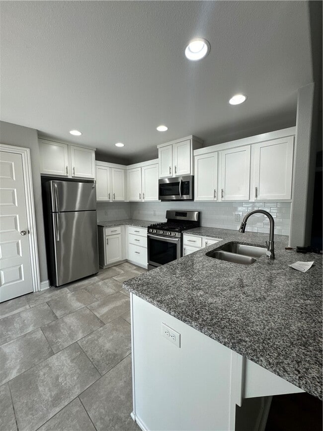 Building Photo - 1236 N Pershing St