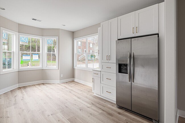 Building Photo - New Construction: 3 bed/2 bath Home in the Brentwood/Nippers Corner neighborhood, One Car Garage