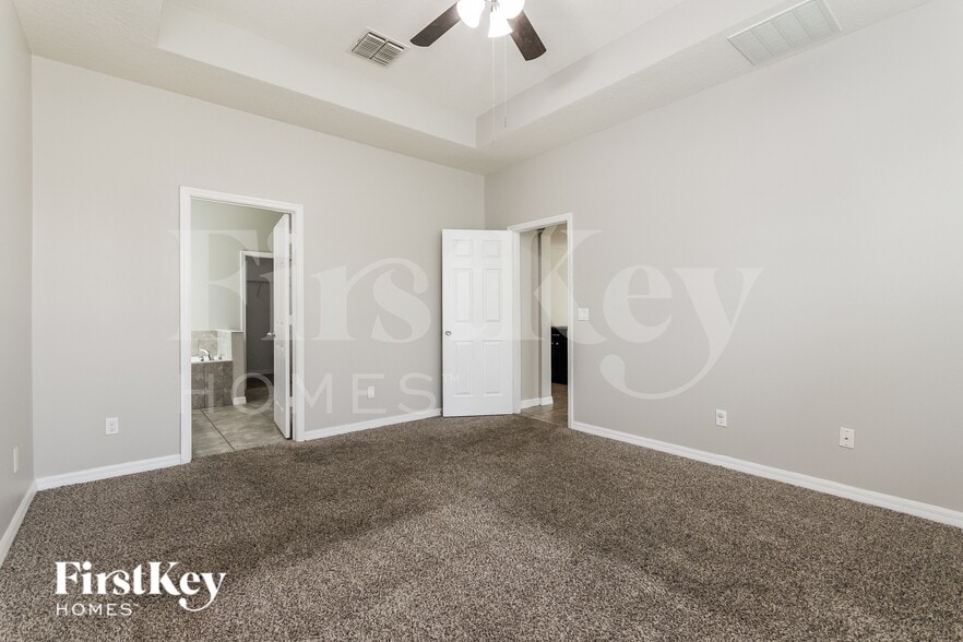 Building Photo - 3929 Pine Gate Trail