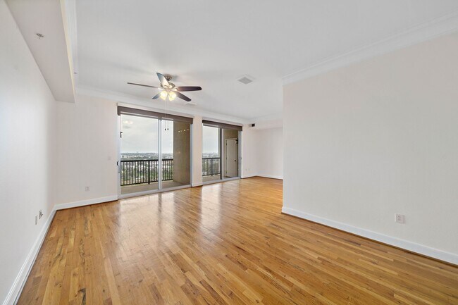 Building Photo - 3333 Allen Pkwy