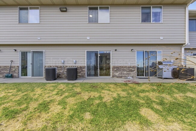 Building Photo - 2608 N Career Ave