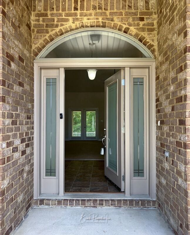 Building Photo - 2080 Stennis Dr