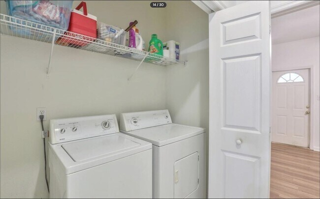 Building Photo - 924 Ashburn Dr
