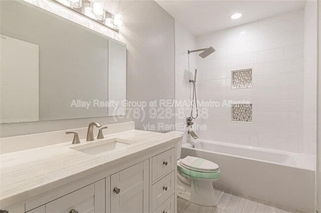 Building Photo - 620 Glen Iris Dr NE