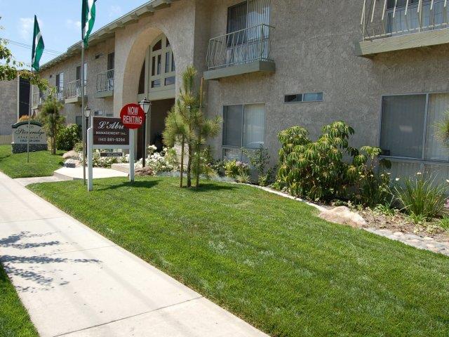 Building Photo - Stoneridge Apartments