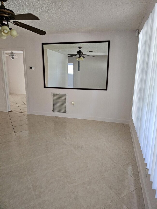 Building Photo - 7774 Orleans St