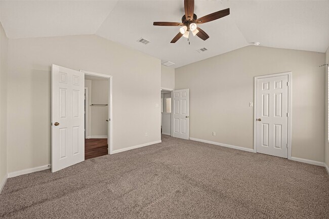 Building Photo - 14837 Peachmeadow Ln