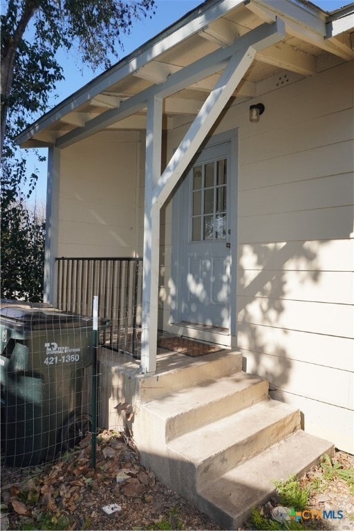 Building Photo - 1006 Haynes St