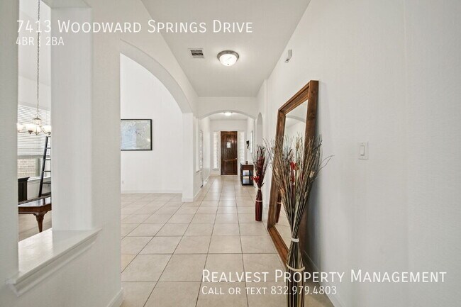 Building Photo - 7413 Woodward Springs Dr