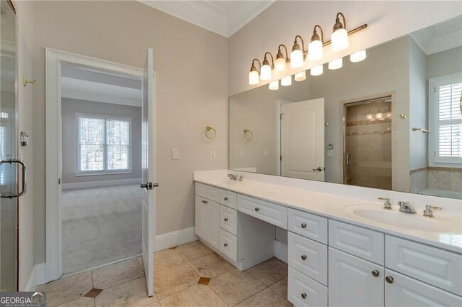 Building Photo - 115 Wolf Willow Ct