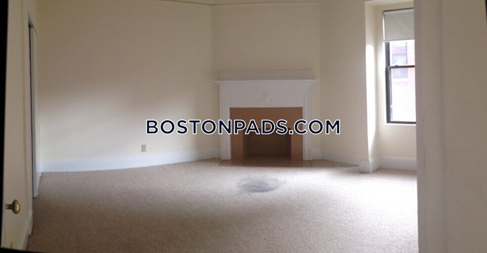 Building Photo - 62 Boylston St