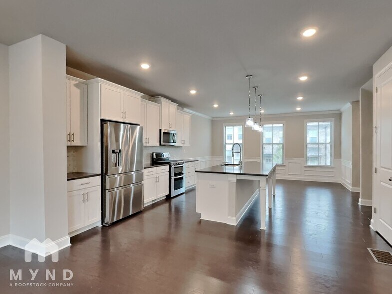Building Photo - 4333 Water Elm Alley