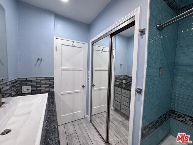 Building Photo - 8850 S Wilton Pl