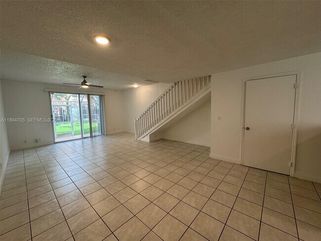 Building Photo - 1503 Veracruz Ln