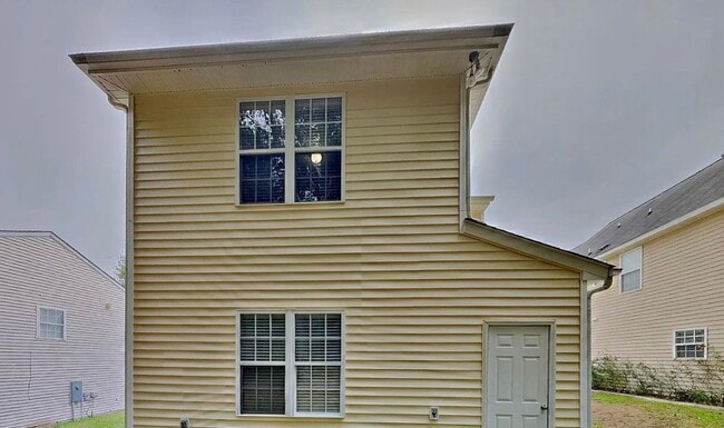 Building Photo - 3-Bedroom Haven with Stunning Interiors